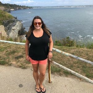 Meet your Posher, Anna